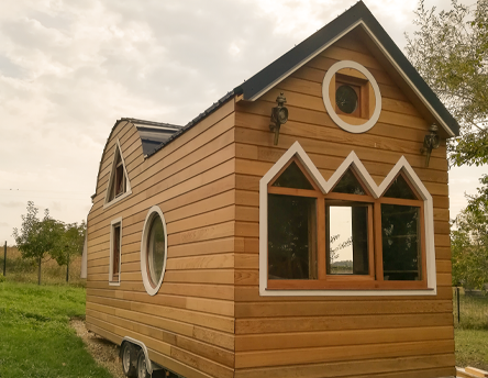 Tiny house